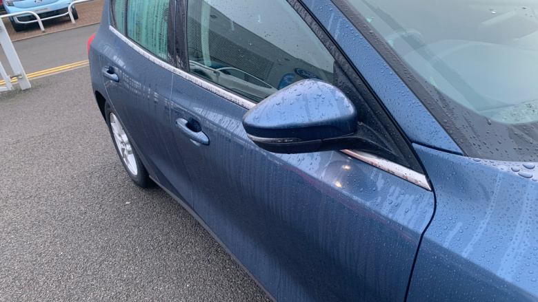 Ford Focus 1.5 EcoBlue 120 Zetec 5dr Diesel Hatchback